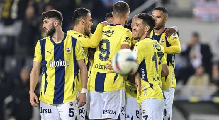 Fenerbahçe son saniyelerde güldü 3-2